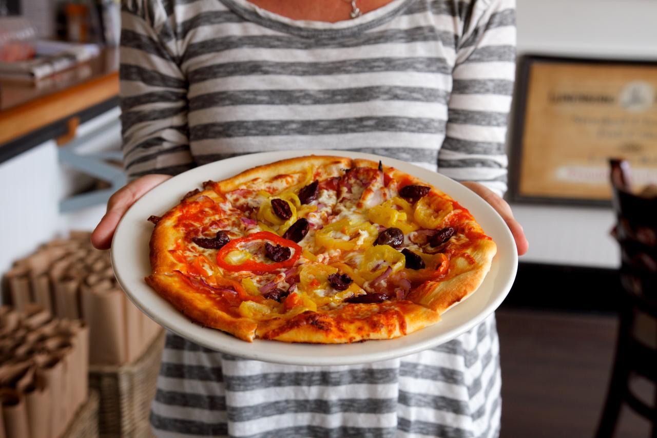 Salt Shaker Deli & Inn Lunenburg Εξωτερικό φωτογραφία